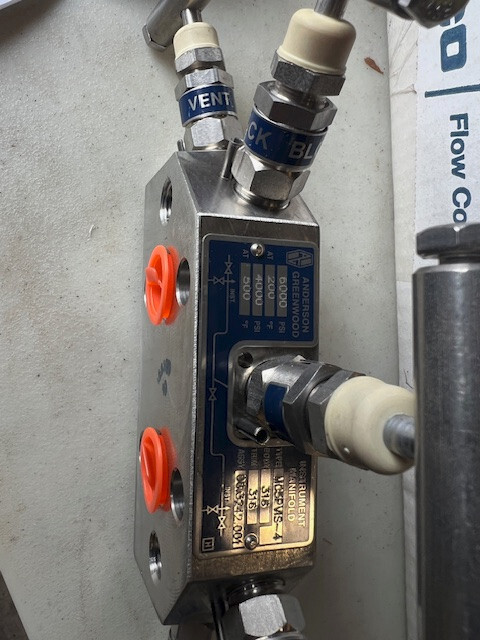 ANDERSON GREENWOOD INSTRUMENT MANIFOLD MC5PVIS-4
