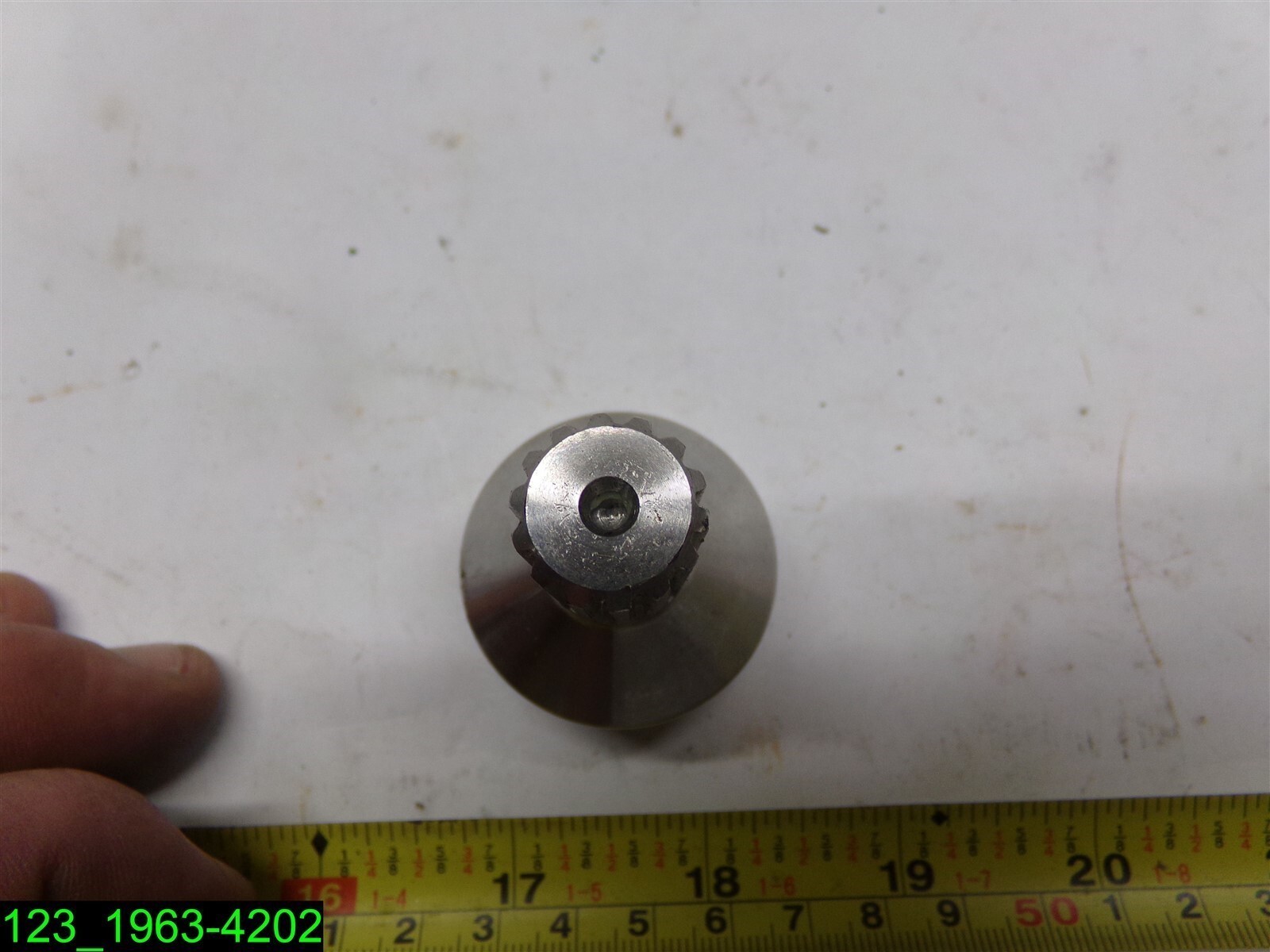 5/8″ x 14 Point To 7/8″ x 15 Point Shaft Adapter