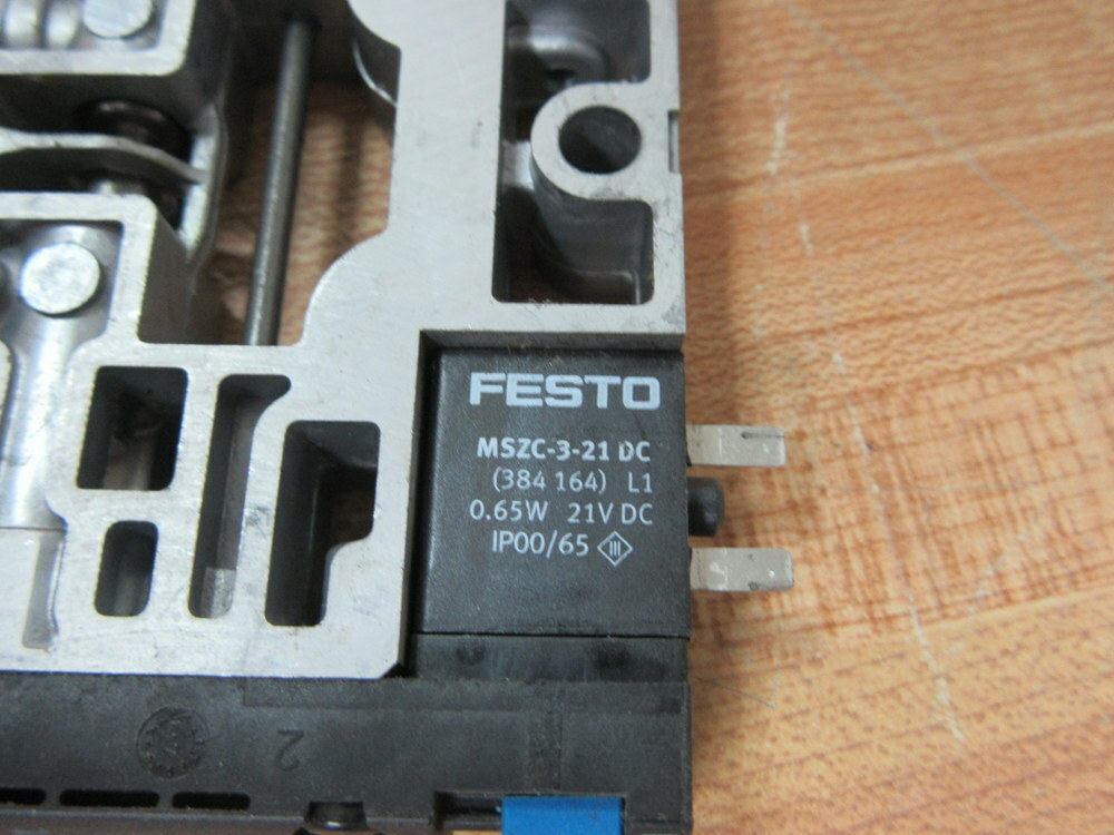 Festo 161 360 Valve CPV14-M1H-5LS-1/8 21VDC Coil