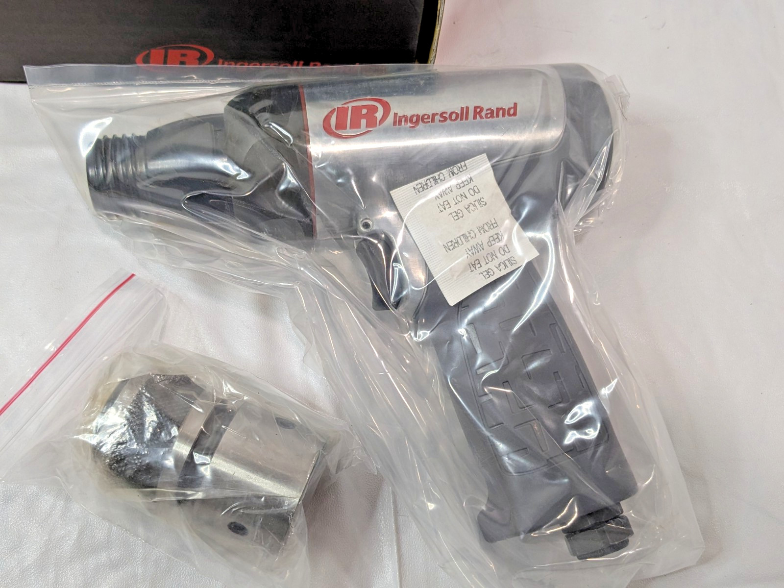 Ingersoll-Rand Short Barrel Air Hammer 3530 BPM 2-5/8″ Stroke 123max