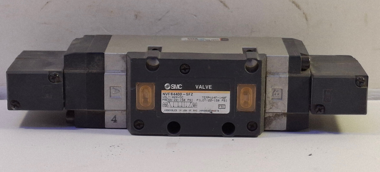 1 USED SMC NVFS4400-5FZ SOLENOID VALVE ***MAKE OFFER***