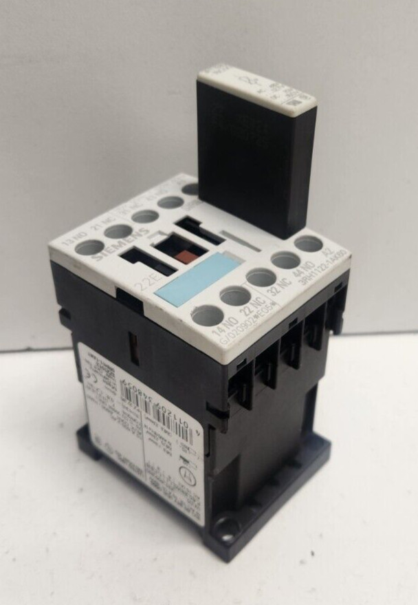 GUARANTEED! SIEMENS 2NO/2NC 120V CONTACTOR RELAY W/ SUPPRESSOR 3RH1122-1AK60