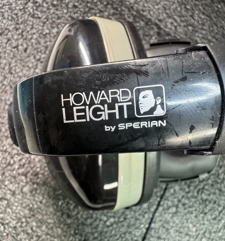 Honeywell Howard Leight Viking V3 Black Earmuffs
