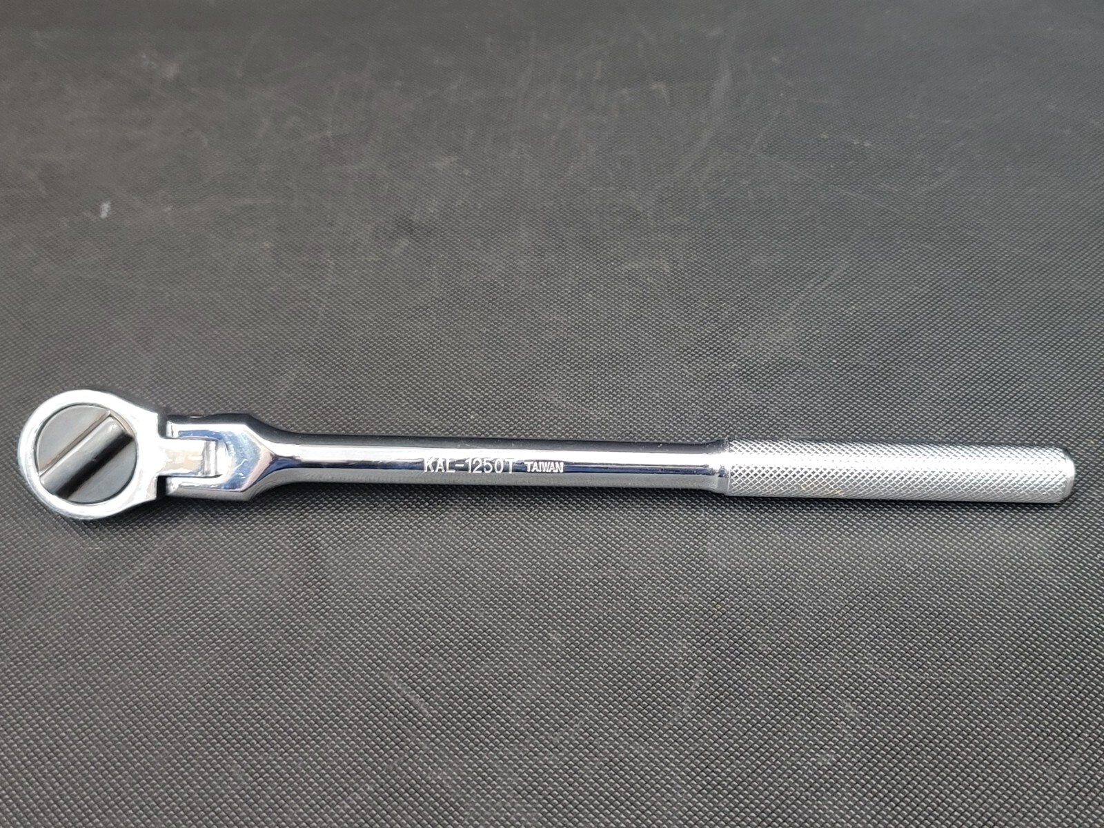 KAL-1250T 3/8″ Drive Flex Head Reversible Ratchet