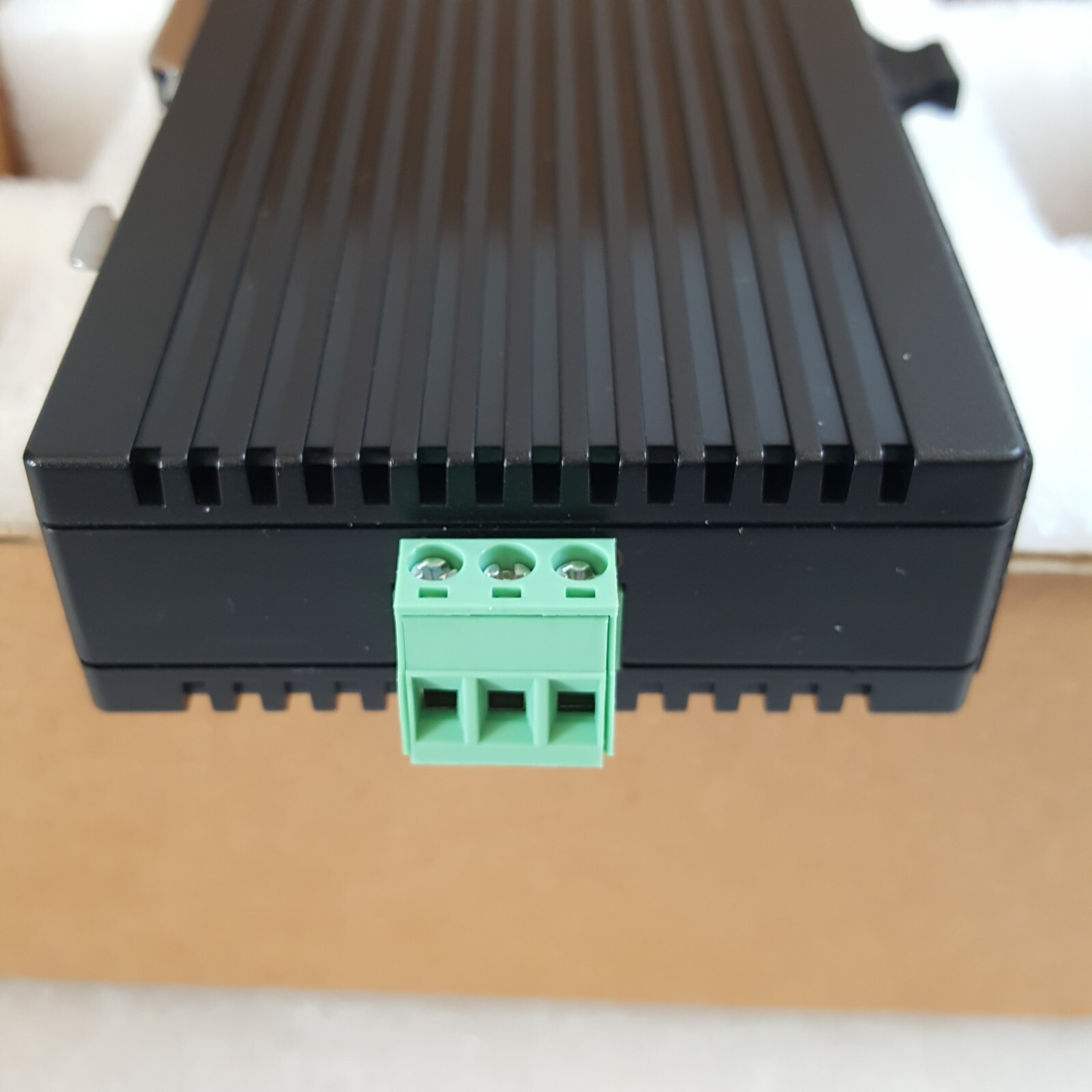 💥NEW BLACK BOX INDUSTRIAL MEDIA CONVERTER LMC270A-SM-20K-SC