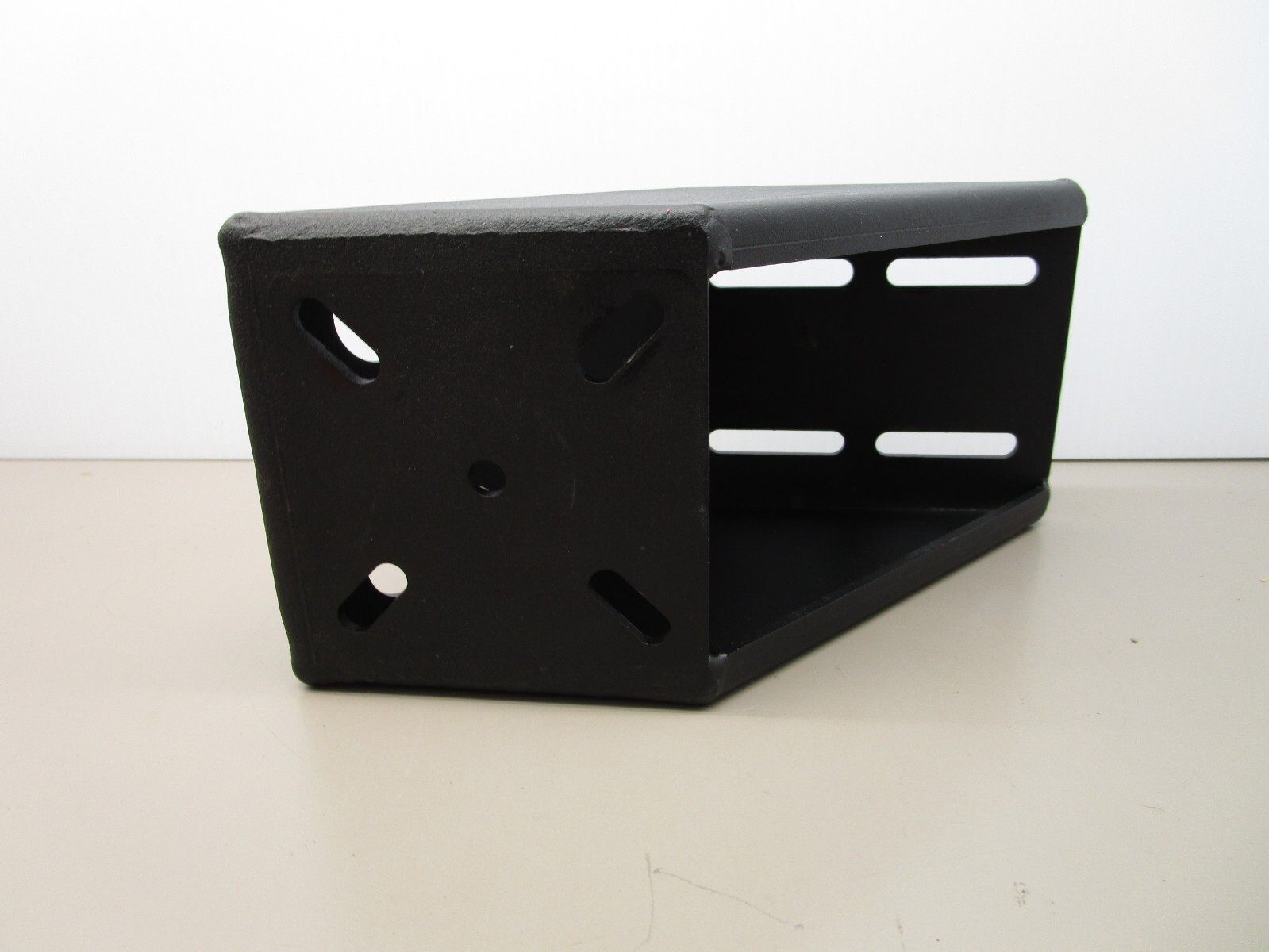 Gamber-Johnson DS-STEP Offset Universal Mounting Step