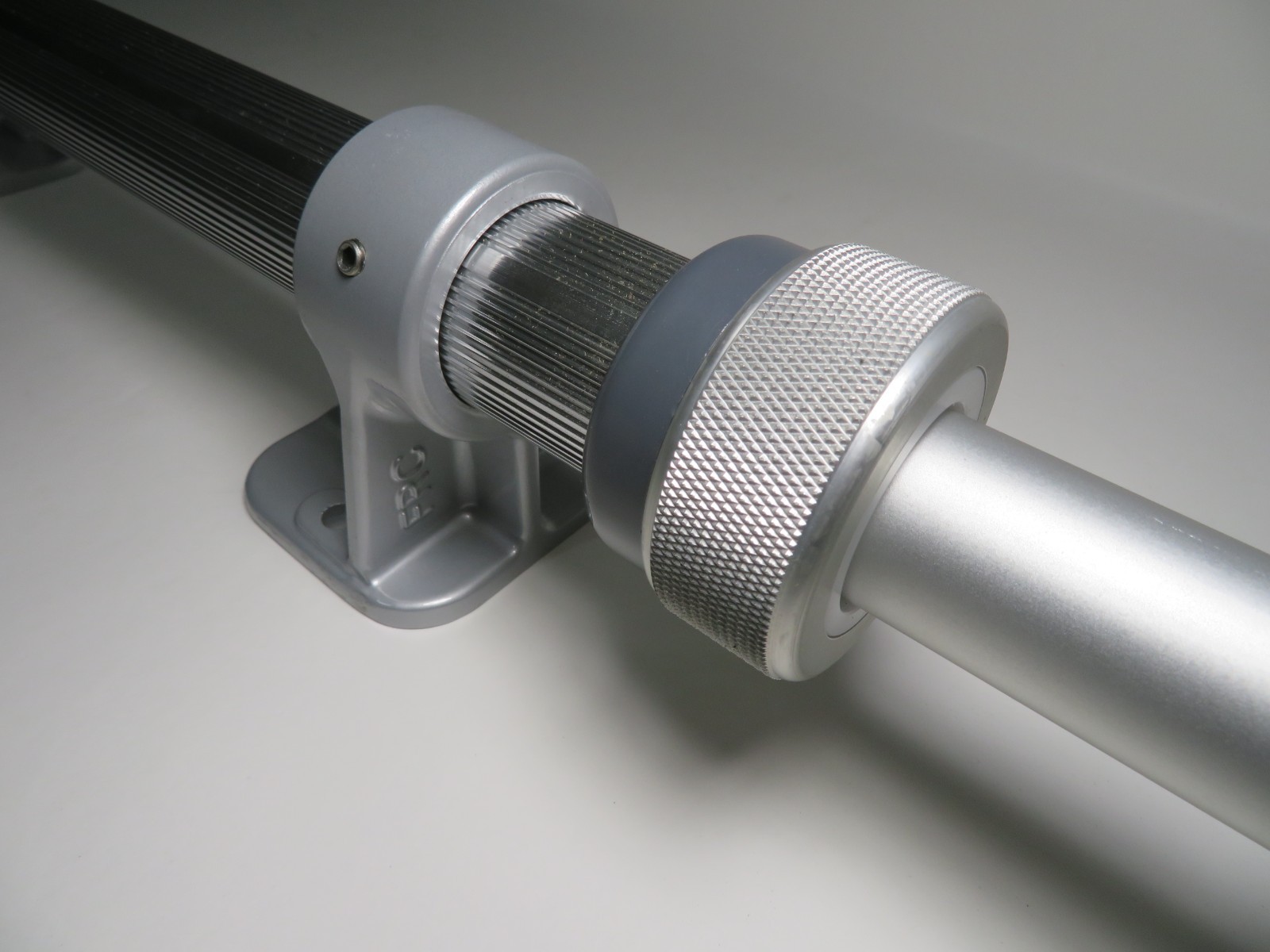Fire Research Corp (FRC) Model 530-Telescopic Side Mount-Twist Lock Pole (NEW)