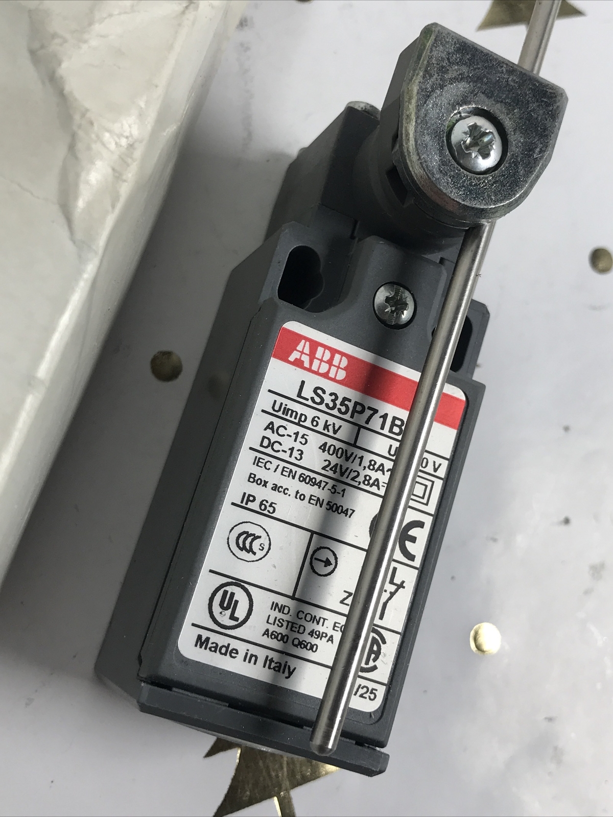 ABB Limit Switch LS35P71B11 1SBV012171R1211