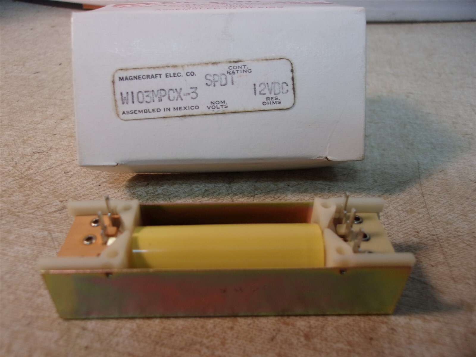 NEW Magnecraft W103MPCX-3 SPDT 12V DC Relay *FREE SHIPPING*