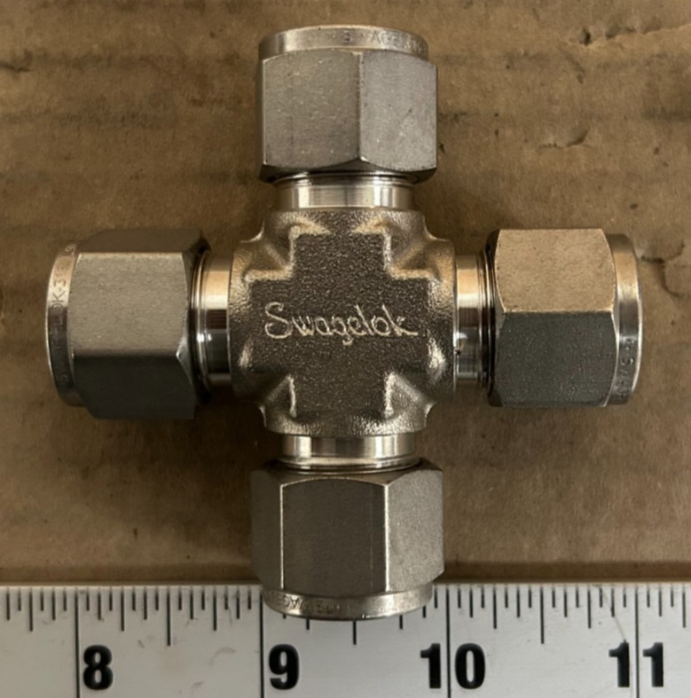 Swagelok 1/2″ Tube Stainless Cross Union SS-810-4 Lot of 10