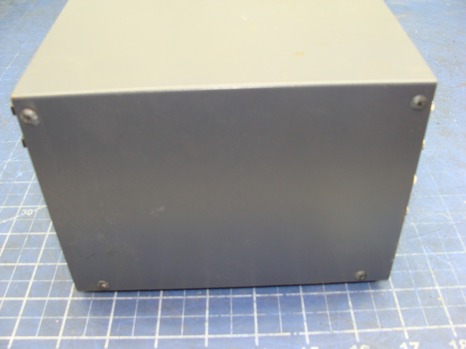 CCS PD2-3024-8 LIGHT SOURCE CONTROLLER