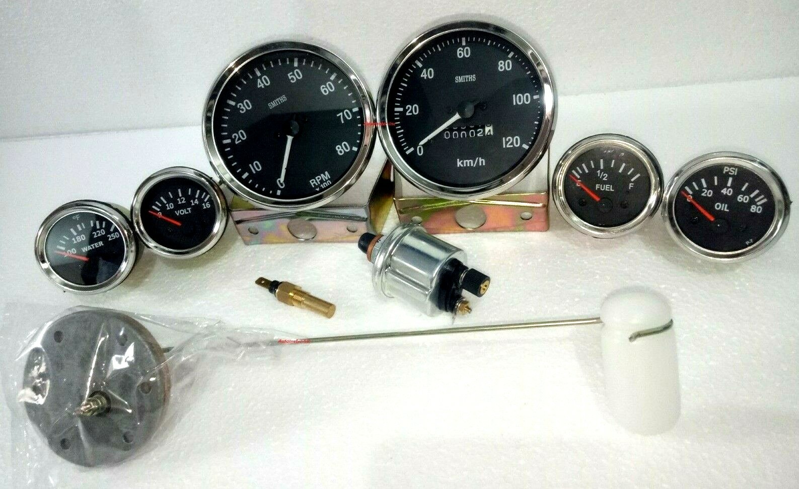 Smiths 52mmTemp+Oil+Volt+Fuel+Speedo+Tacho 100 mm With 3 sender Units