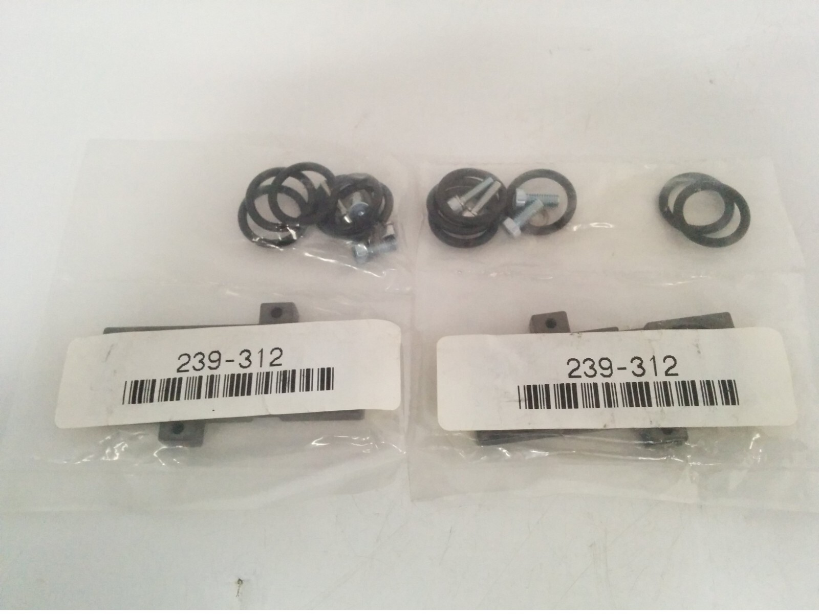 239-312 MOUNTING ADAPTER KIT (LOT OF 2) NIB