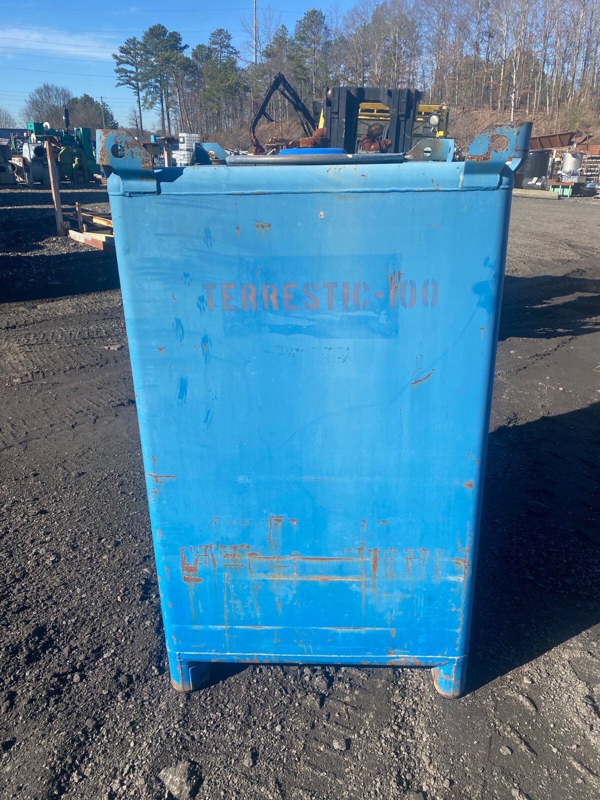 Hoover Universal 28144, 549 Gallon Tank, Industrial Liquid Storage Tank