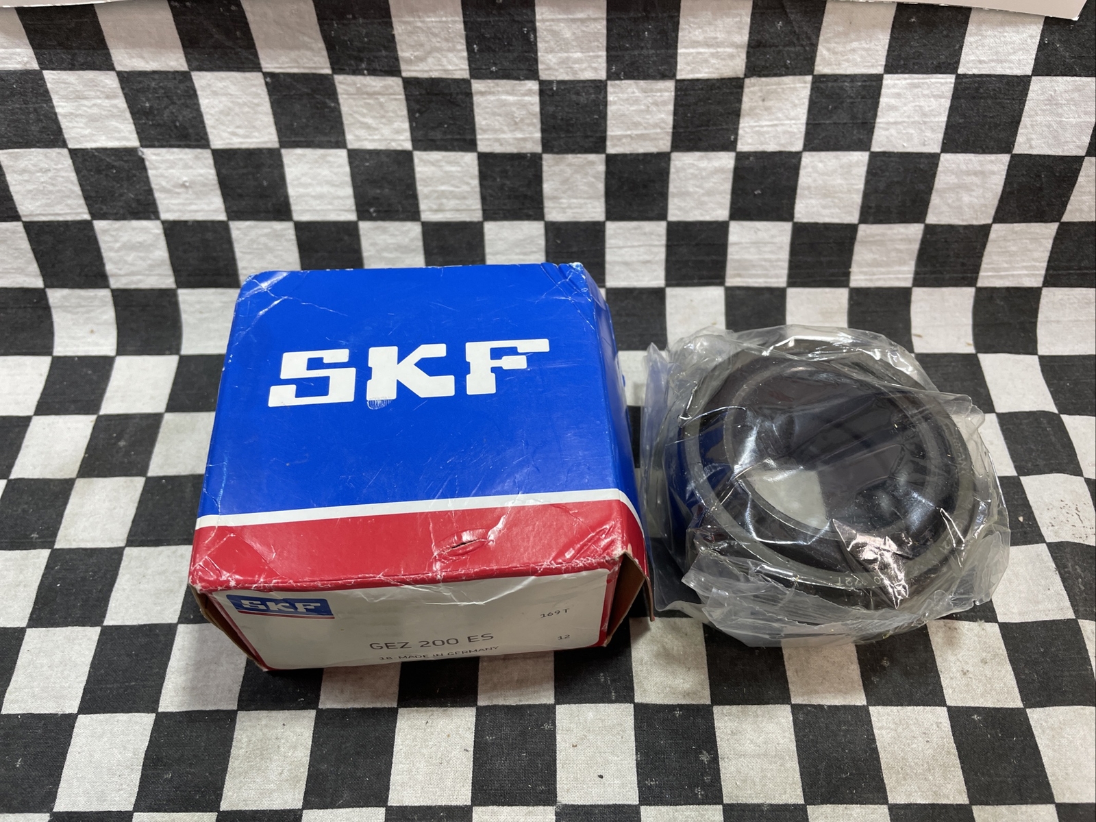 SKF RADIAL SPHERICAL PLAIN BEARING, GEZ 200 ES, GEZ200ES, SHIPSAMEDAY#1542R2