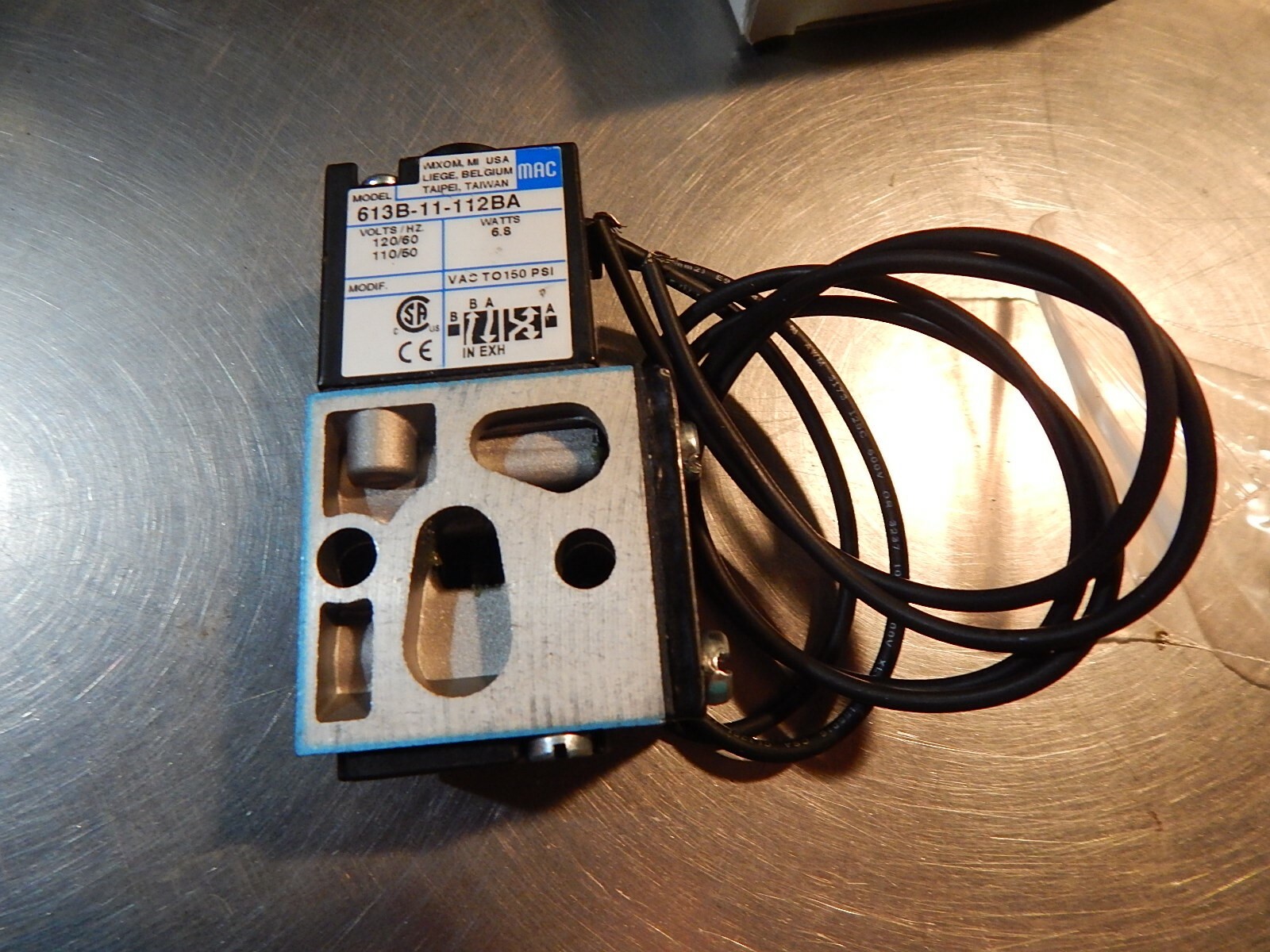 NEW MAC 613B-11-112BA C25626 Valve *FREE SHIPPING*
