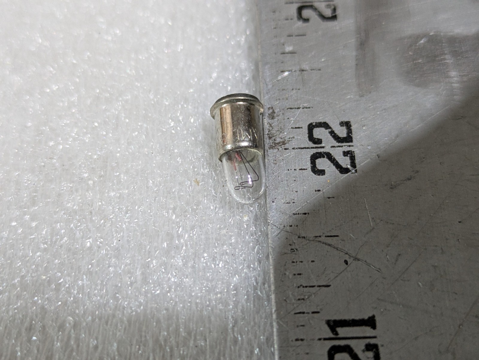 Advanced Micro Lites AML-387 T-1 3/4 Midget Flanged 28V Lamp Industrial 5/order