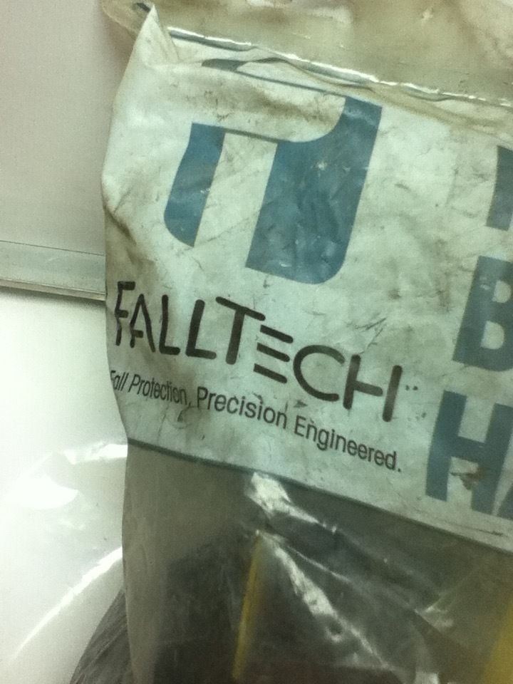 FALLTECH 7007 FULL BODY HARNESS