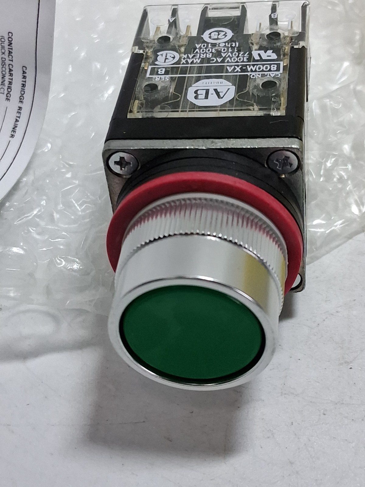 ALLEN BRADLEY 800MR-A1A PUSHBUTTON GREEN FLUSH 1NO/1NC SERIES C NIB