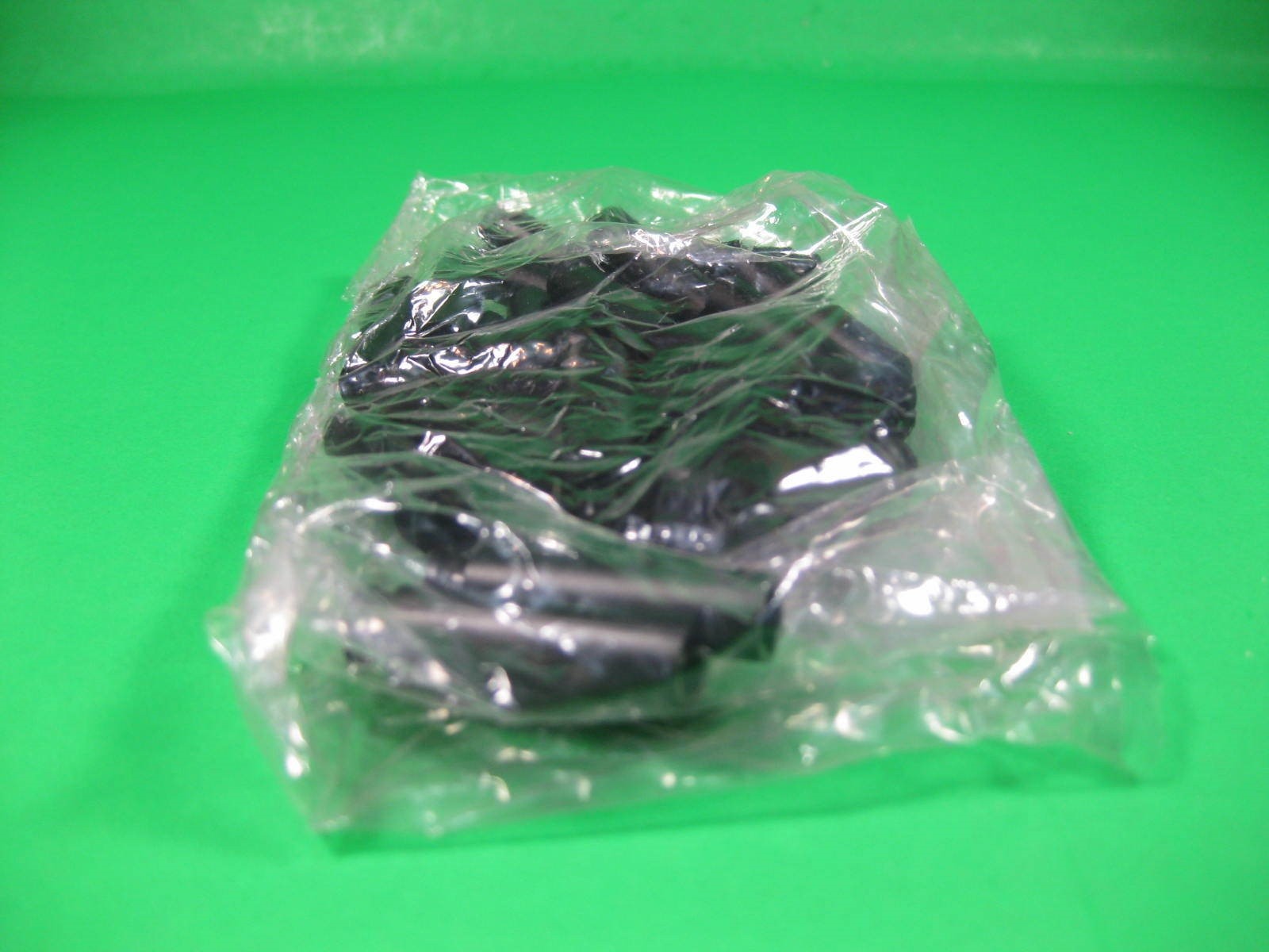 EFD Chamfer Tip 0.004 x 0.25 — 5133CH-B — (Lot of 23) New