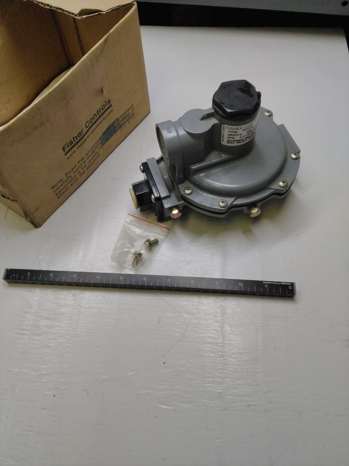 FISHER CONTROLS R622-3 1/8″ ORIFICE 125 Psi Max Nos In / With Box 1 Qty