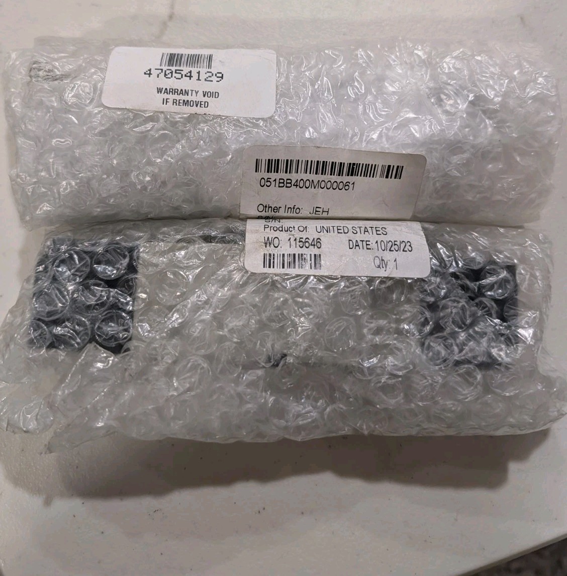 NEW AVENTICS 051BB400M000061 SOLENOID VALVE 120PSIG Lot Of 2