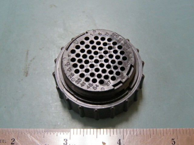 TE 206437-1 Qty of 5 per Lot 57 Position Circular Connector Plug Housing Free H