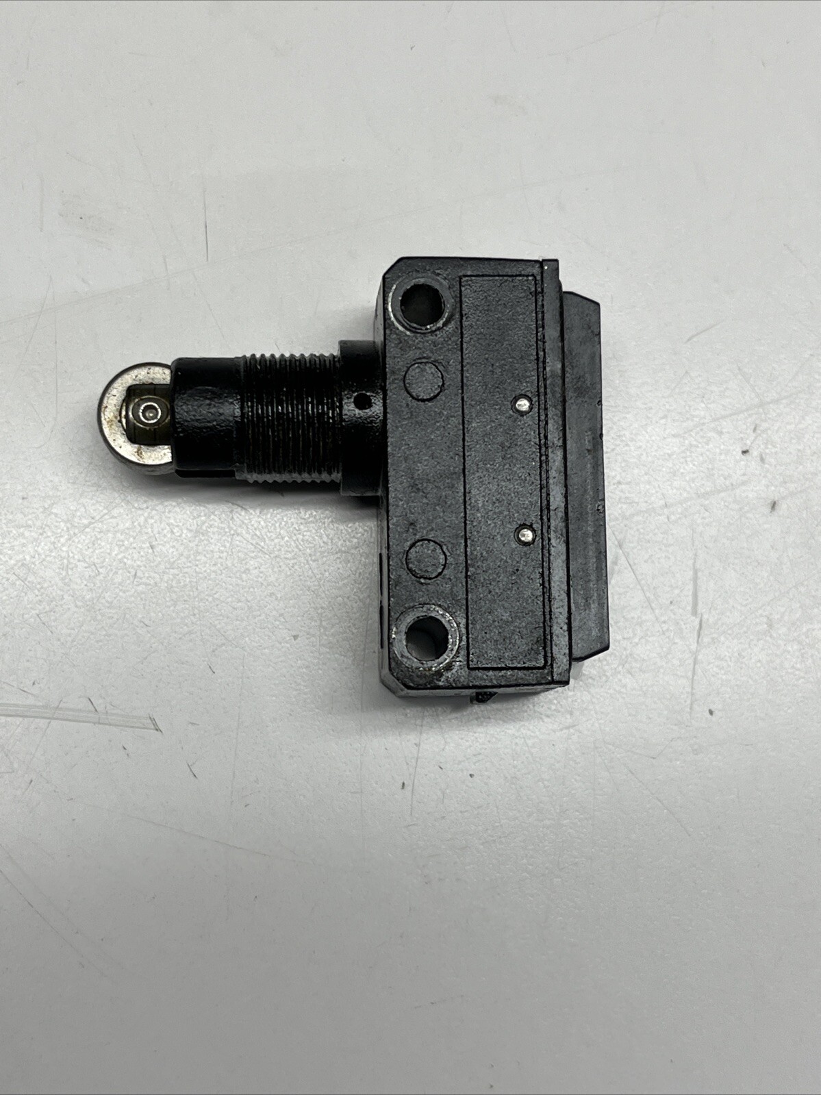 Yamatake EN60947-5-1 Microswitch