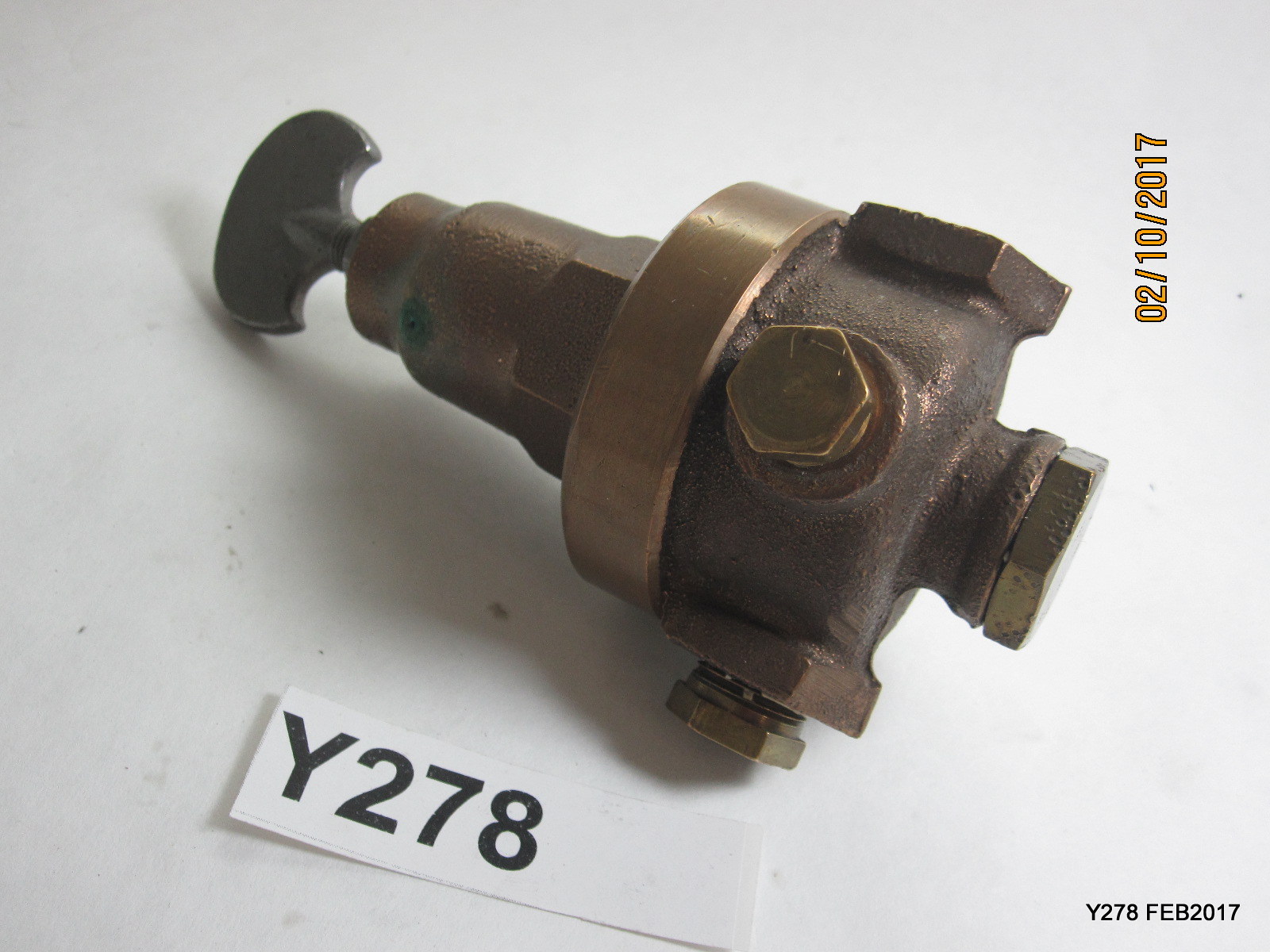 A.W. CASH CO. 4205 REGULATOR DECATUR ILL.