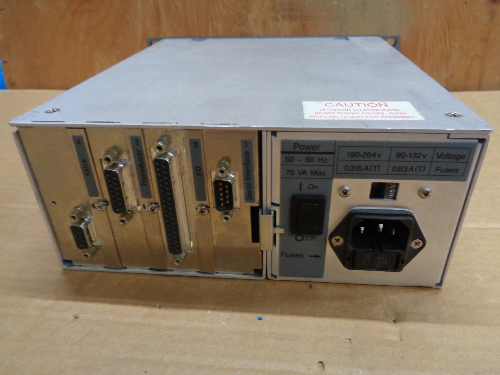 MKS Type 651, Pressure Controller, Model: 651A-D2S1