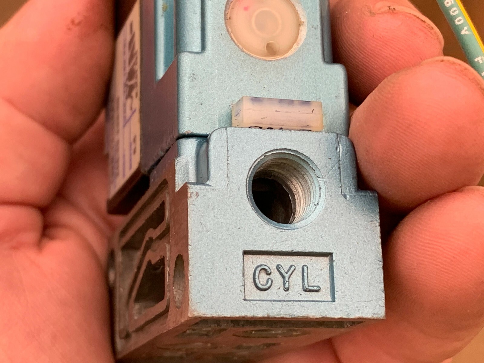 MAC Solenoid Valve 240/60 220/50 6.5w P/N 132B-121NAAA