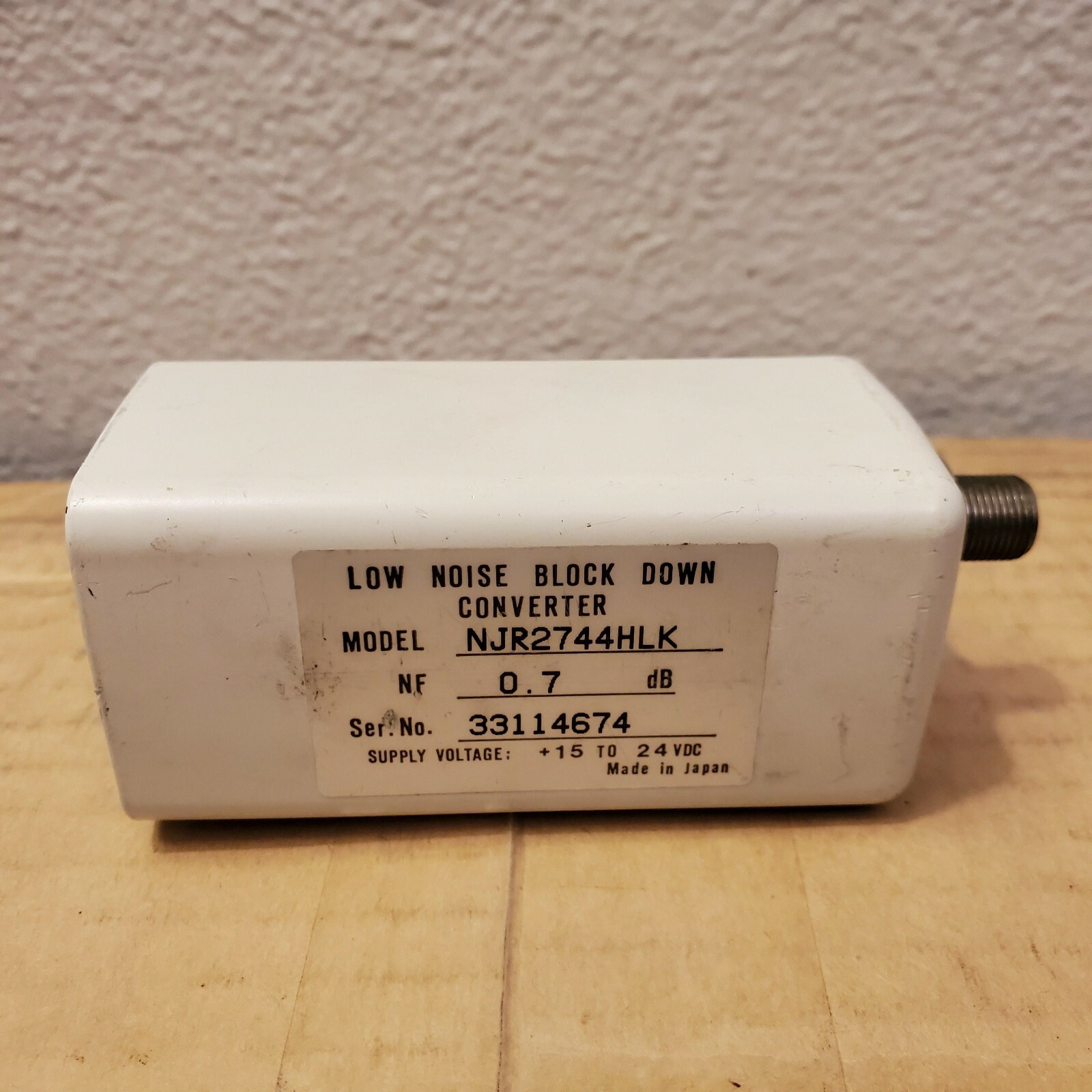NEW JAPAN RADIO NJR2744HLK LNB Low Noise Block Down Converter