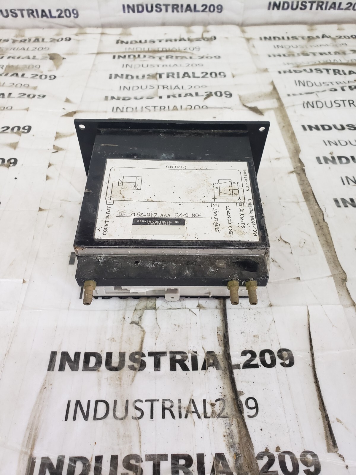 BARKER CONTROLS BF 216Z-017AAA 5/20 N0E COUNTER /TOTALYZER