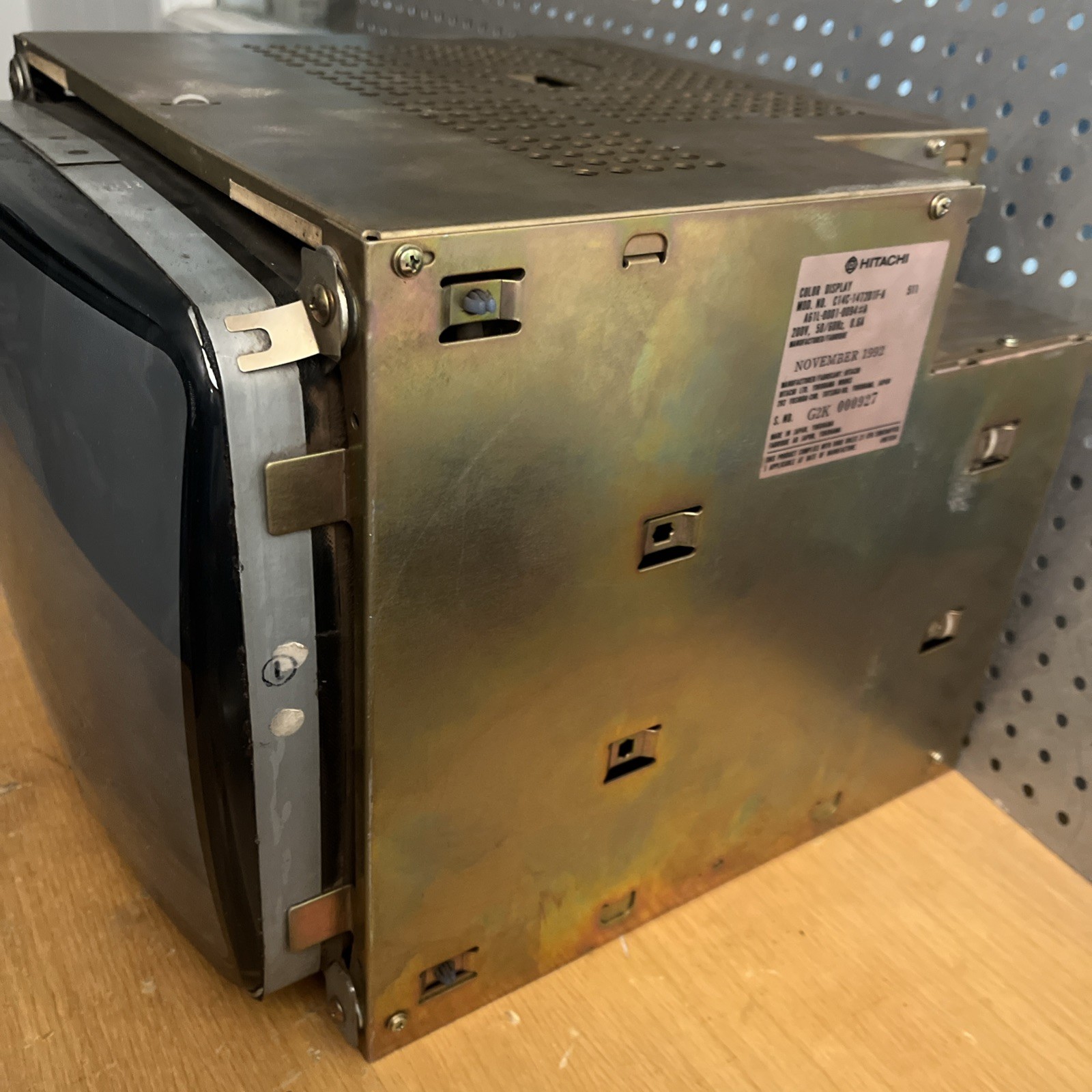 HITACHI MONITOR DISPLAY C14C-1472D1F-A A61L-0001-0094#A