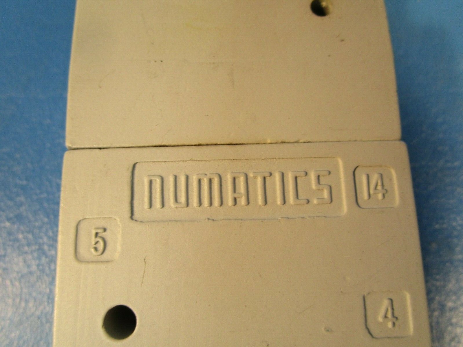 Numatics L23 BB452BG21K61, Solenoid Air Control Valve w/ Two 226-749B Solenoid