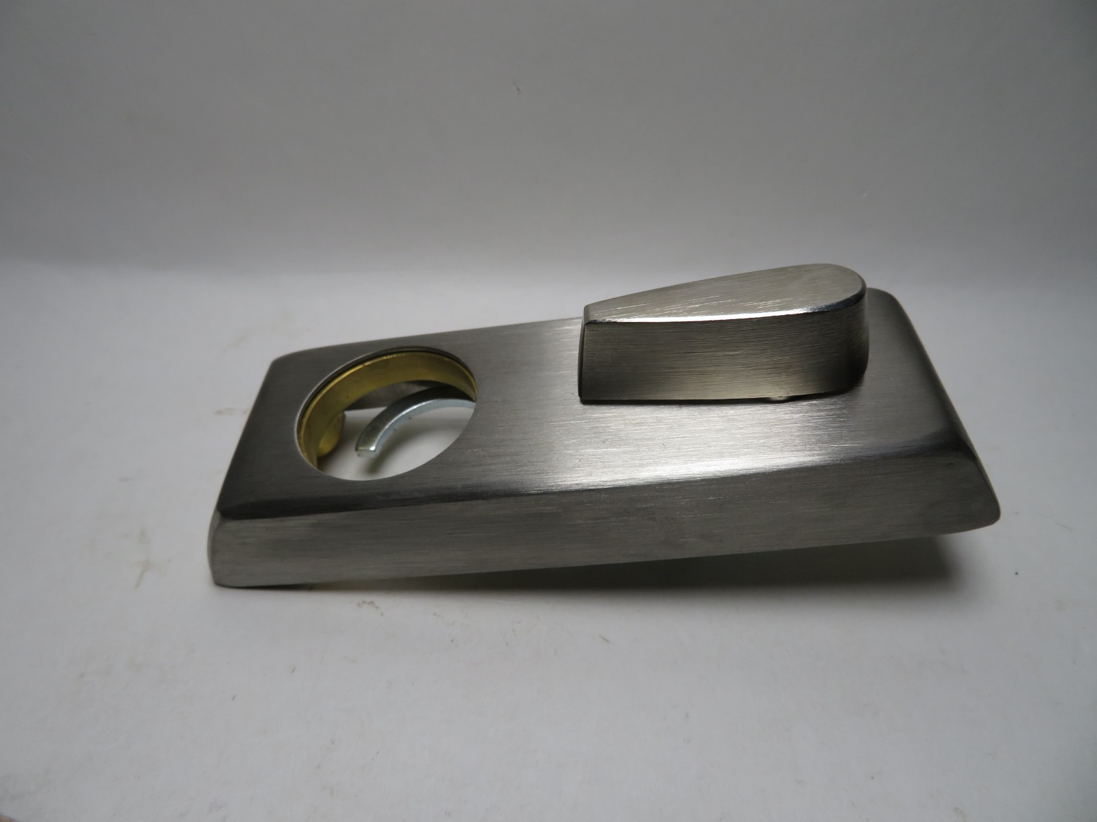 SARGENT: ASSA ABLOY – Thumb Turn Control US26D 626 Satin Chrome – Stainless