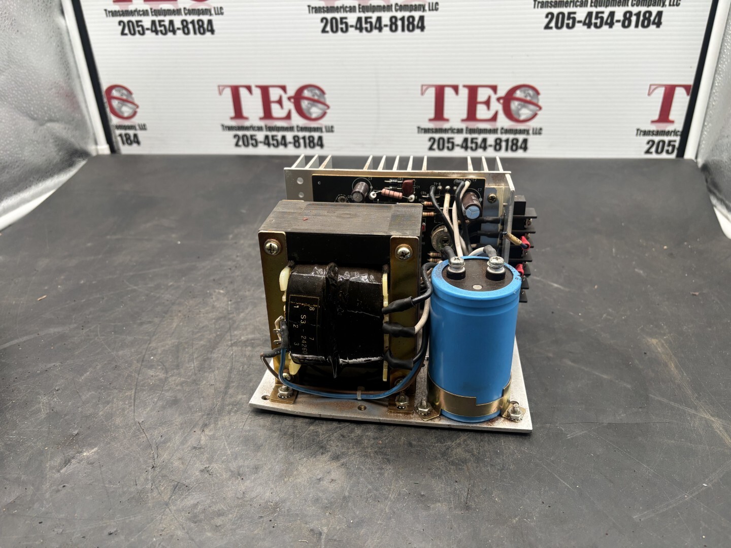 SOLA 83-24-260-03 24VDC/6A ;47-63Hz Power Supply