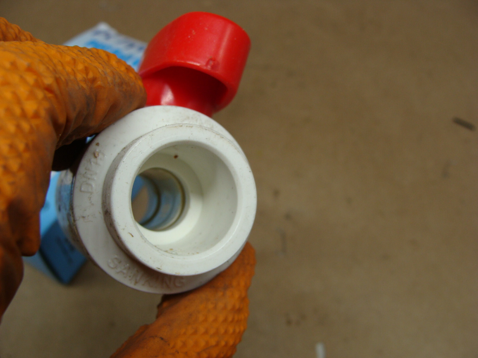 LOT OF 2 SANKING PVC BALL VALVES 1/2″ SOC X SOC SCHED 40 PVC