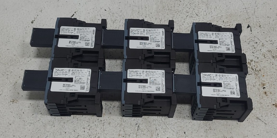 Siemens Sirius 3RT2015-2BB42 w/ 3RT2916-1JJ00 Connector Lot 6 units.