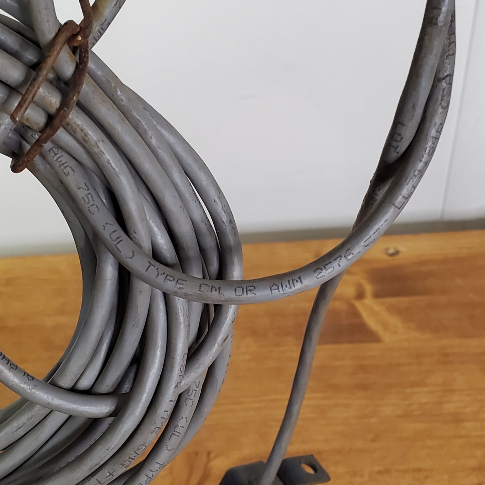 Alpha Wire H1 P/N 1175C 5C / 22 AWG 75C (UL) Type CM or AWM 2576 Lot# 064818