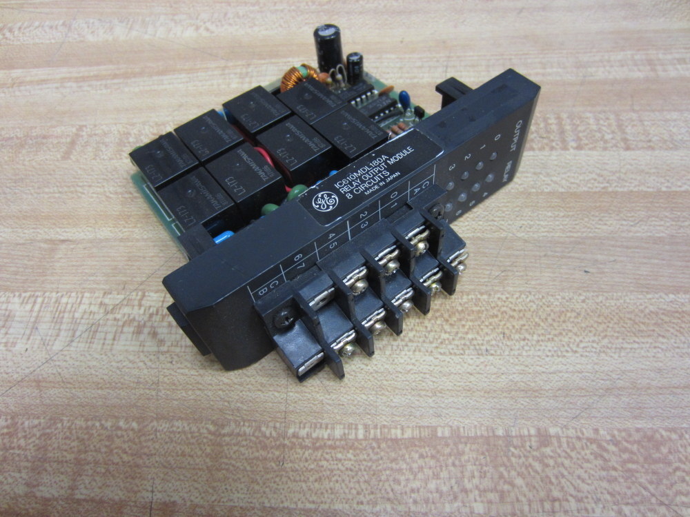 General Electric IC610MDL180A 8-Pt Relay Output Module