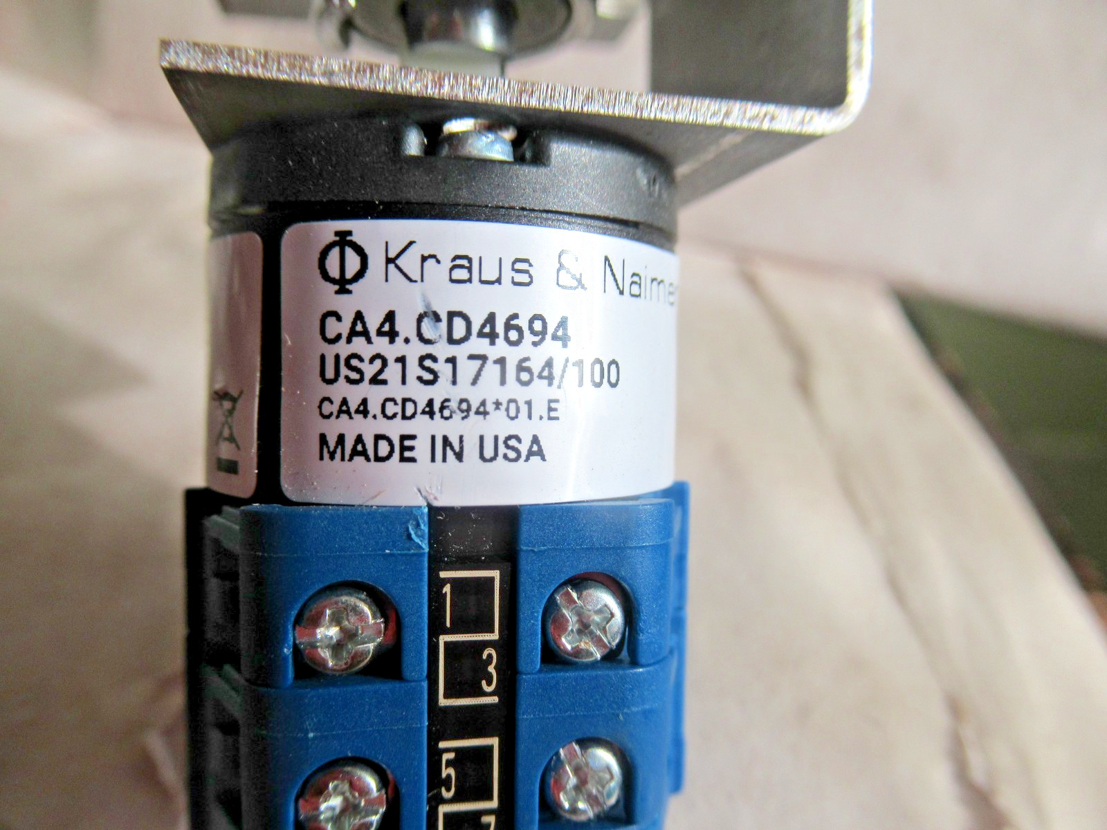 SCHINDLER Elevator Hoistway Access SWITCH & KEYS X4002 ACCESS UP OFF DOWN