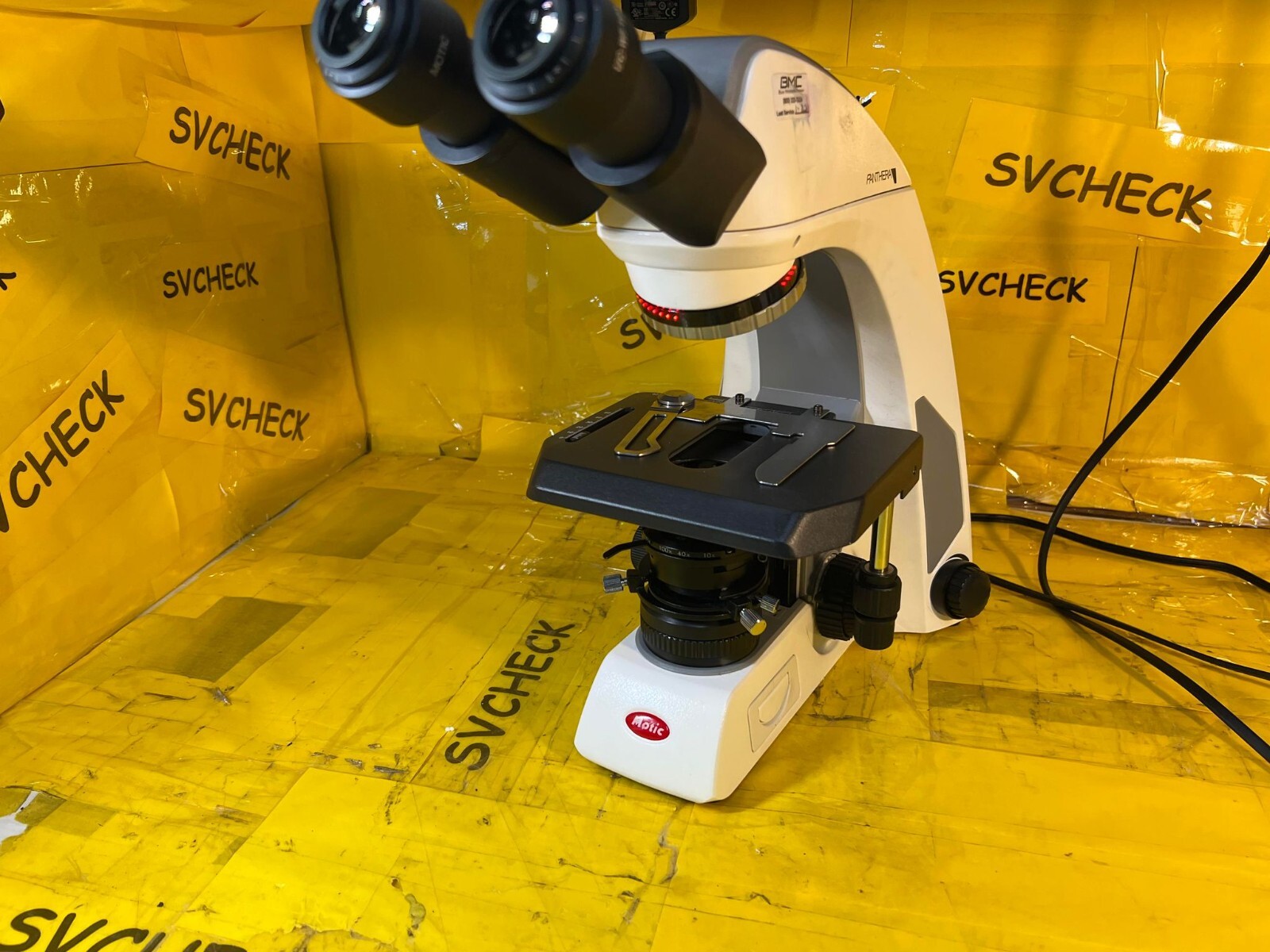 Lab Motic Panthera L Microscope w Build in Computer/Software