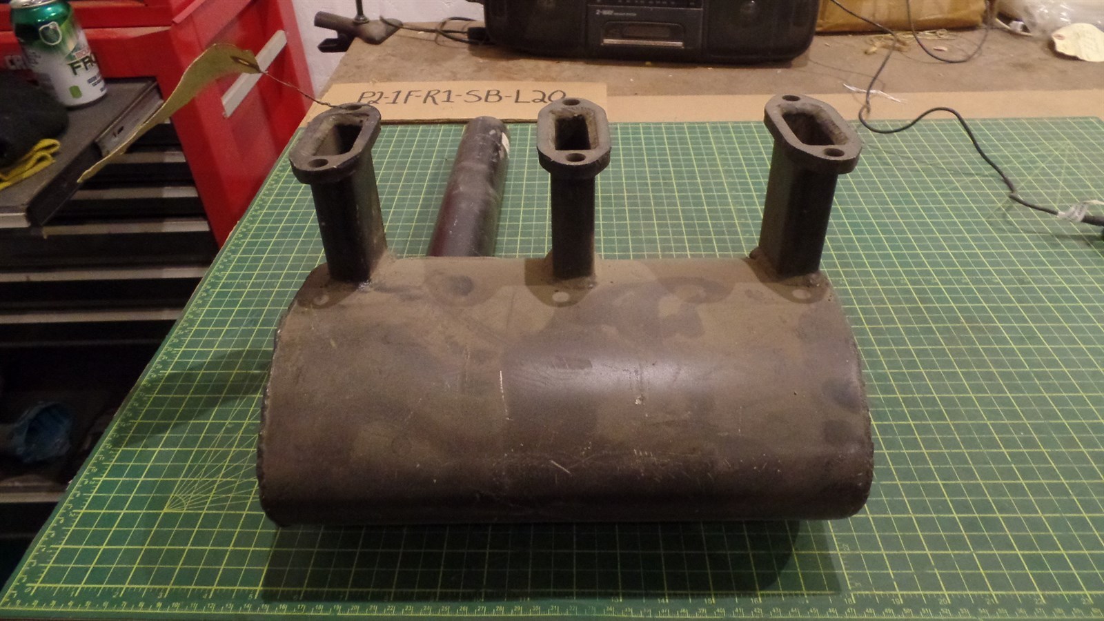 VERMEER REPLACEMTN EXHAUST MANIFOLD / MUFFLER ASSEMBLY 63947-001 63947001, N.O.S