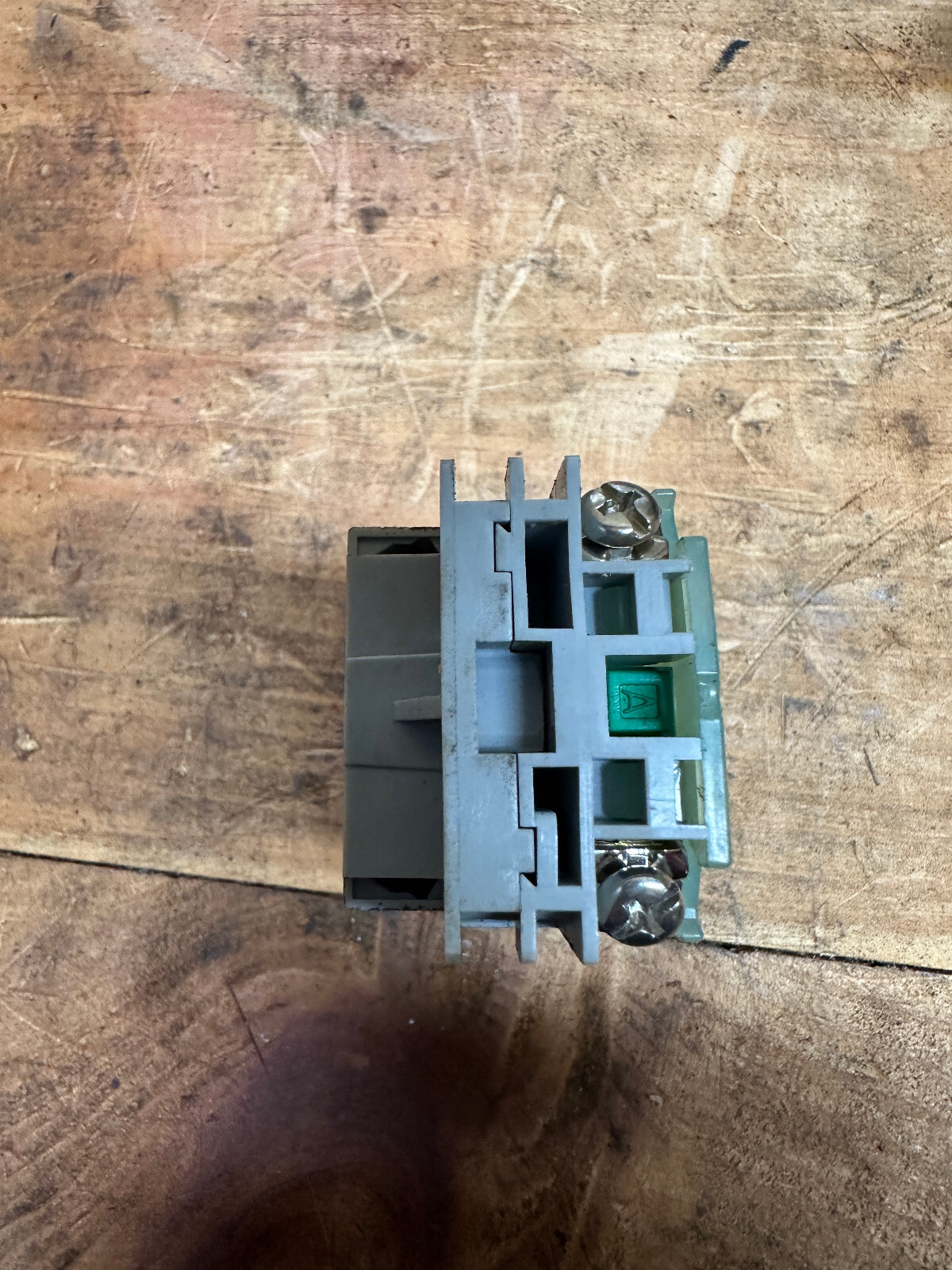 IZUMI IDEC ALW 24VDC LAMP PUSH BUTTON SWITCH