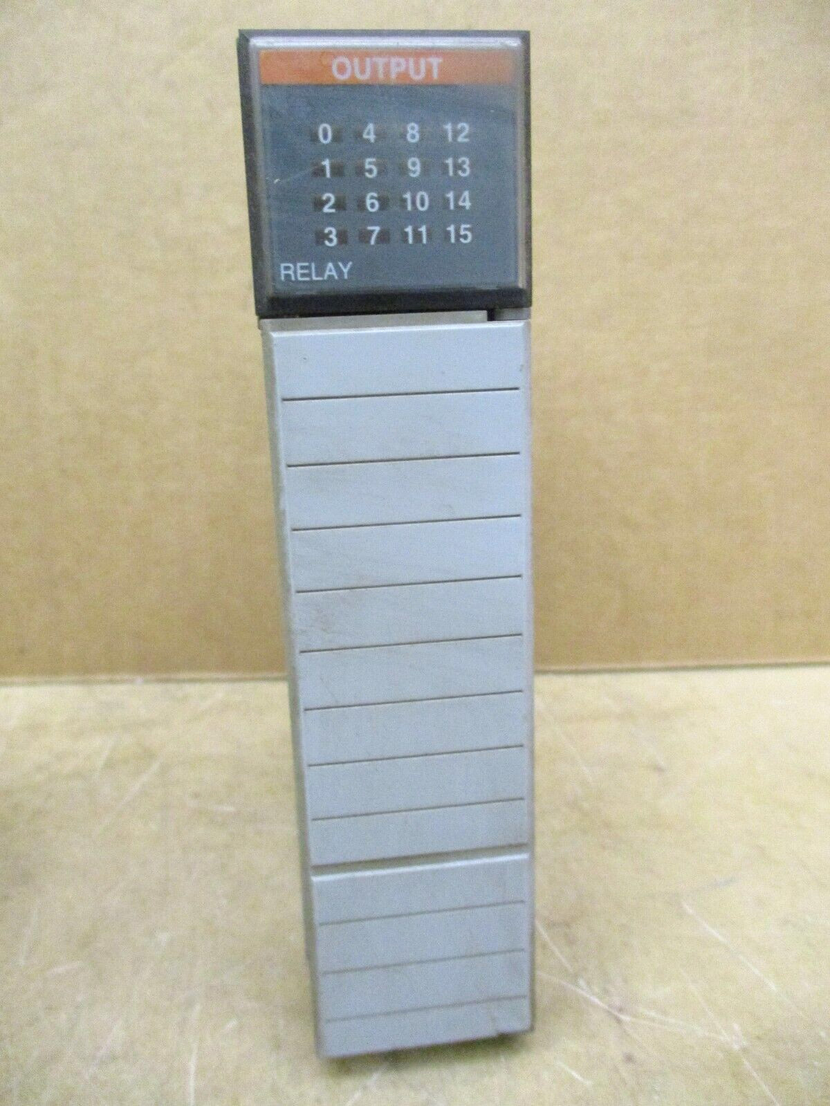 Allen-Bradley SLC 500 1746-P3 Ser A 1747-DCM Ser A 1747-SDN 48661GN
