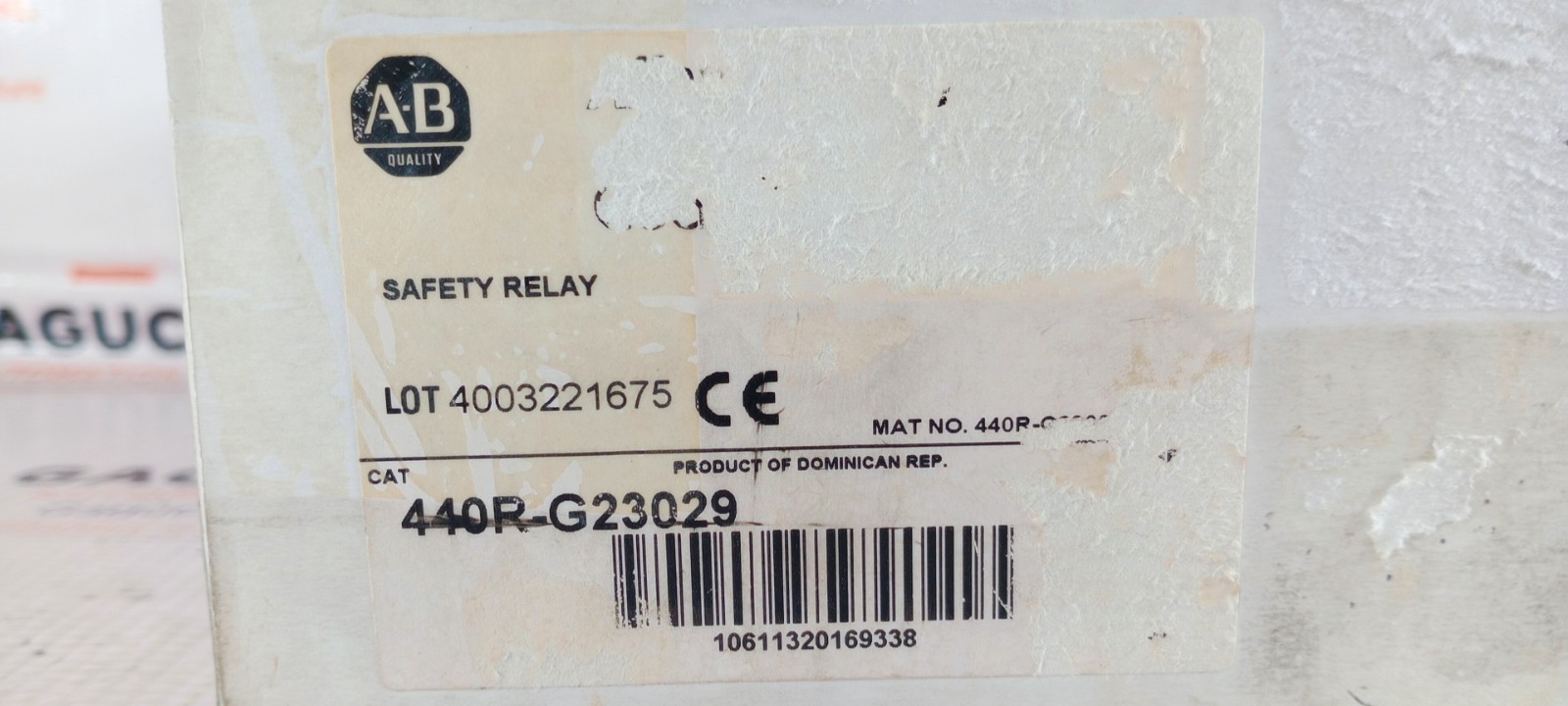SURPLUS ALLEN-BRADLEY 440R-G23029 SER.A 24V AC DC SAFETY RELAY RELAY