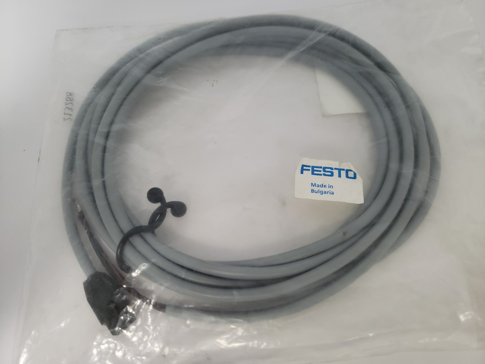 FESTO KMYZ-1-24-2.5 PLUG SOCKET W/CABLE 2 WIRE (30446 U513) NIB