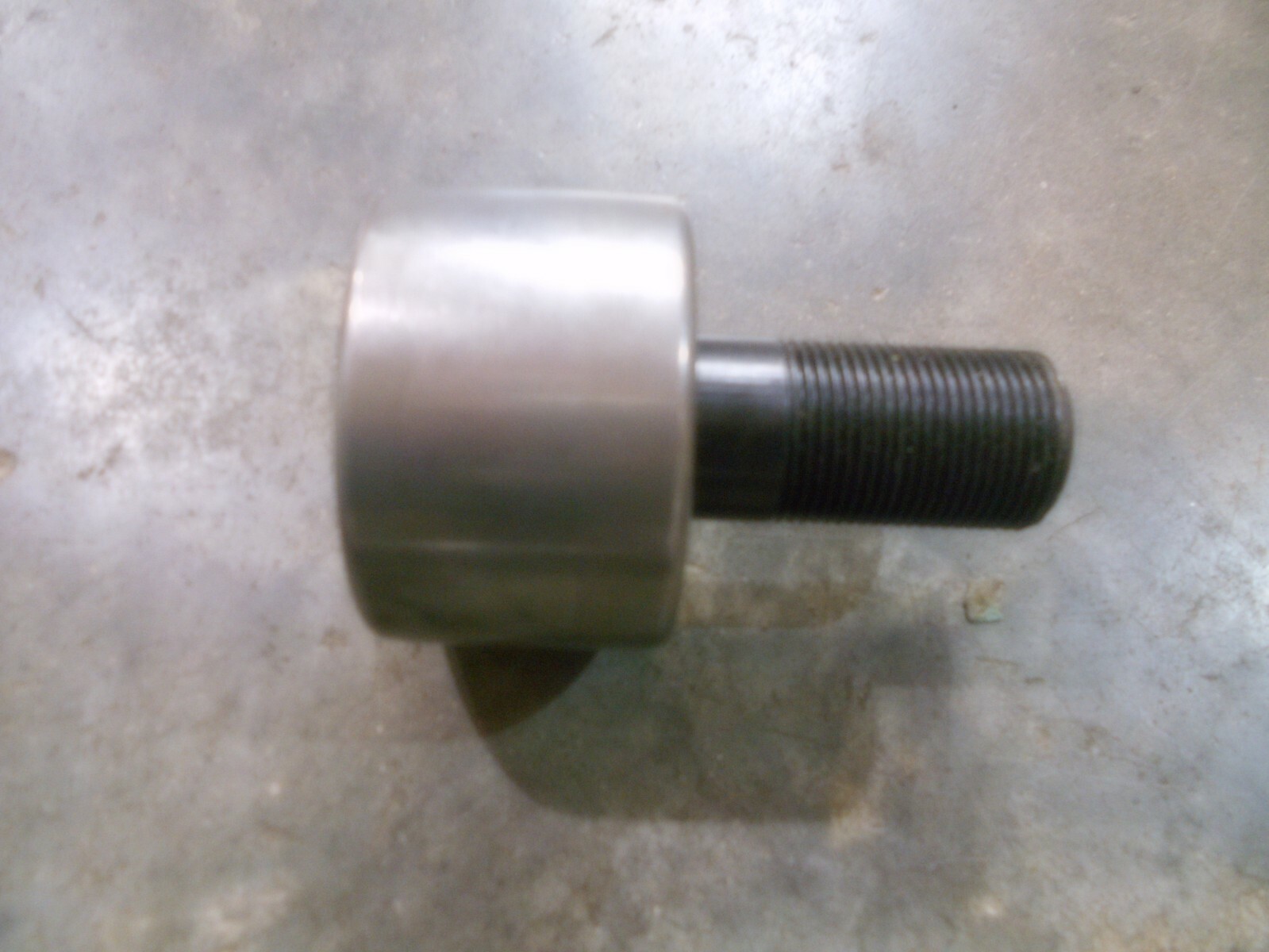 Cam Follower Flat Track Roller 3″ OD x 1-7/8″ Wide with 1-1/4″ Thread (T-7)