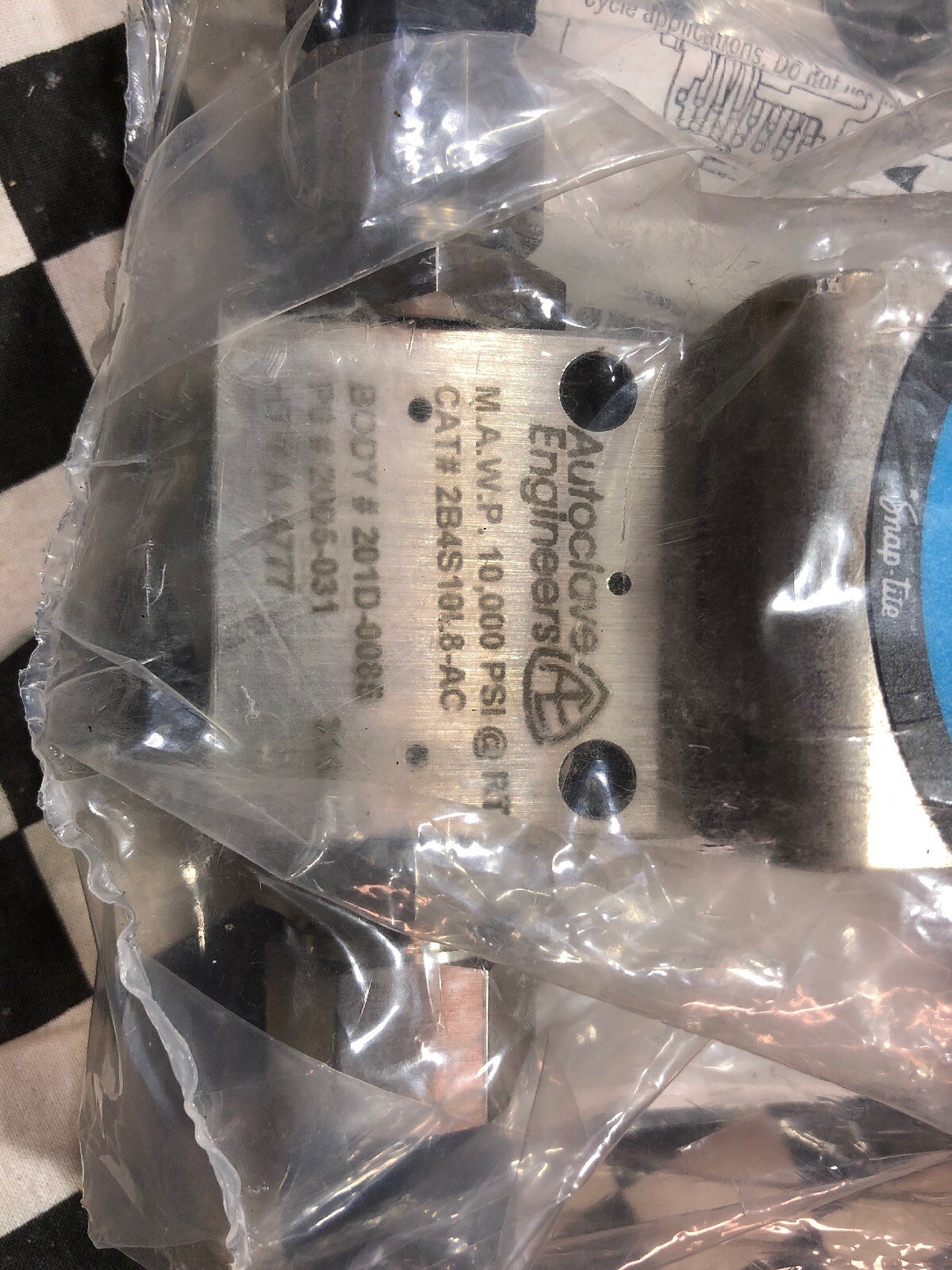 AUTOCLAVE ENGINEERS ACTUATOR 1034468-026-005 / BO5OS8, 2B4S10L8-AC, SHIPSAMEDAY